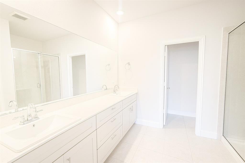 Homestead At Ownsby Farms Ph 2, The - Residential Lease