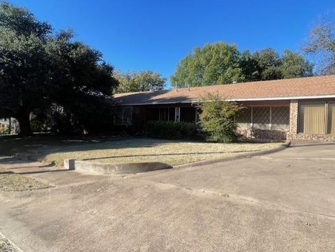 A home in Santa Anna