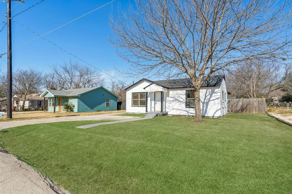 1521 Lattimore Street