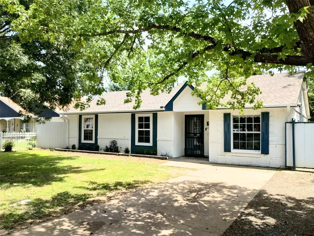 Cox Elma Memorial - Residential