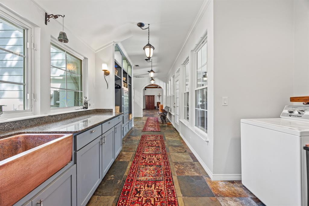 J Edmonson - Residential