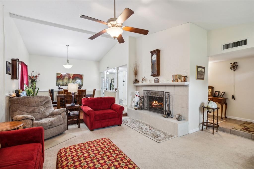 5232 Avery Lane
