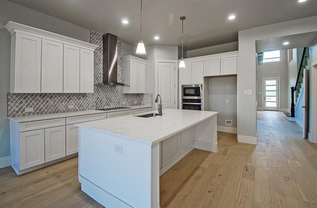 Garza Lake Estates - Residential