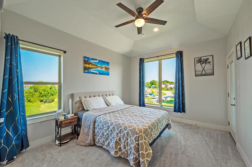 Garza Lake Estates - Residential