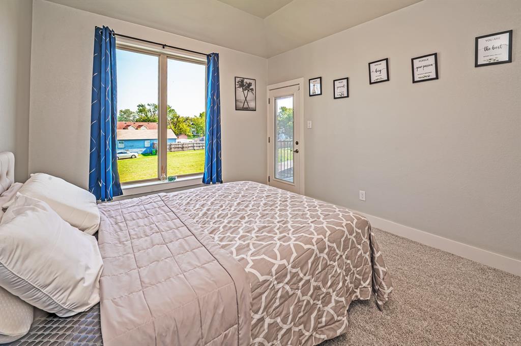 Garza Lake Estates - Residential