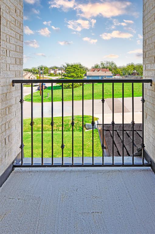 Garza Lake Estates - Residential