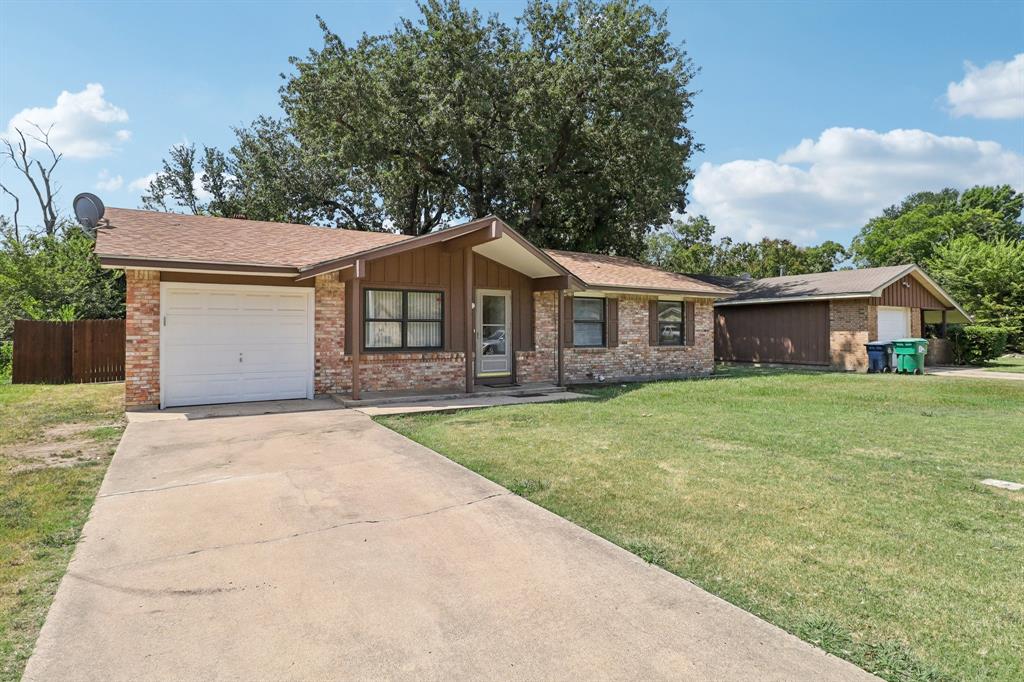 3412 Bob O Link Lane