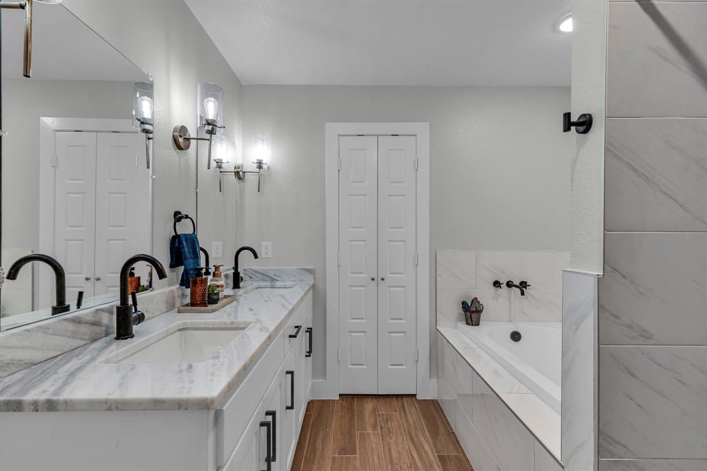 Canyon Creek - Residential