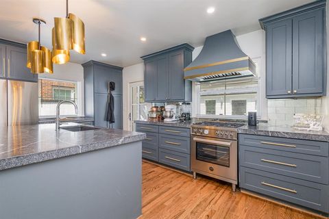 Tiny photo for 4148 Normandy Avenue, University Park, TX 75205 (MLS # 21069807)