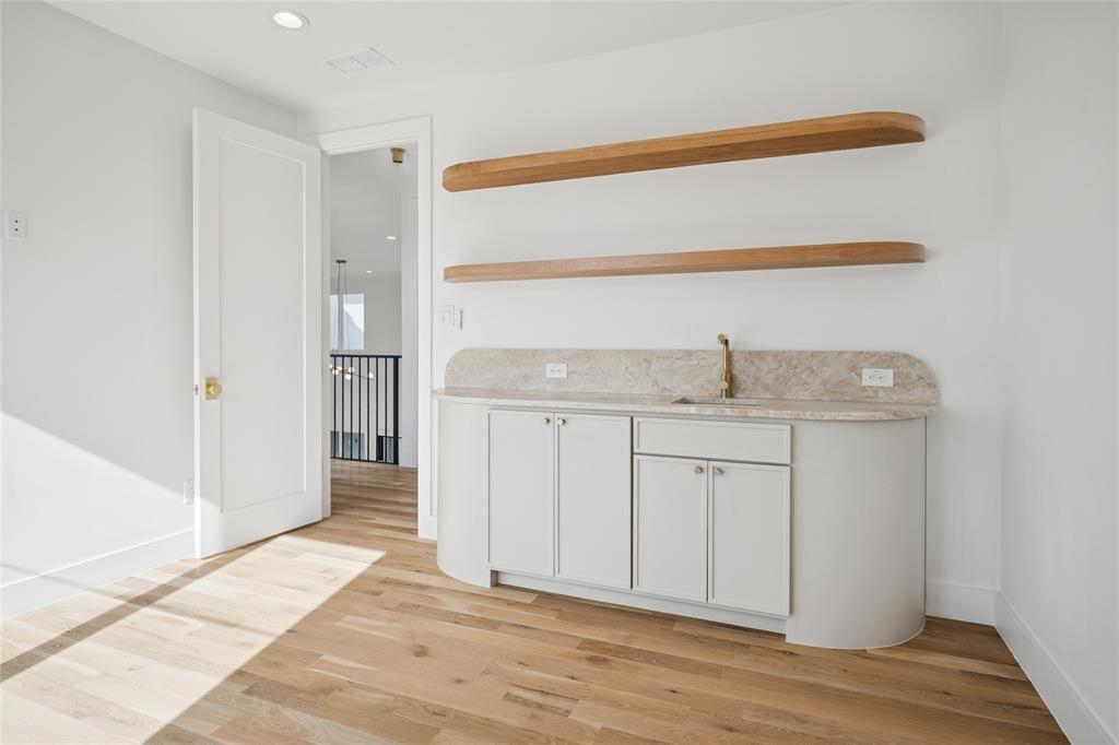 Royal Hill - Residential