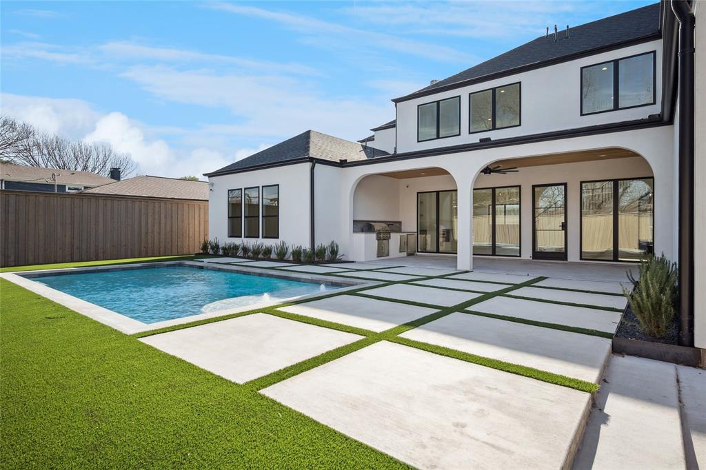 Royal Hill - Residential