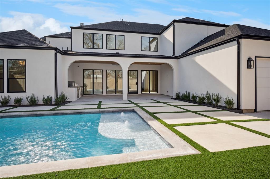 Royal Hill - Residential