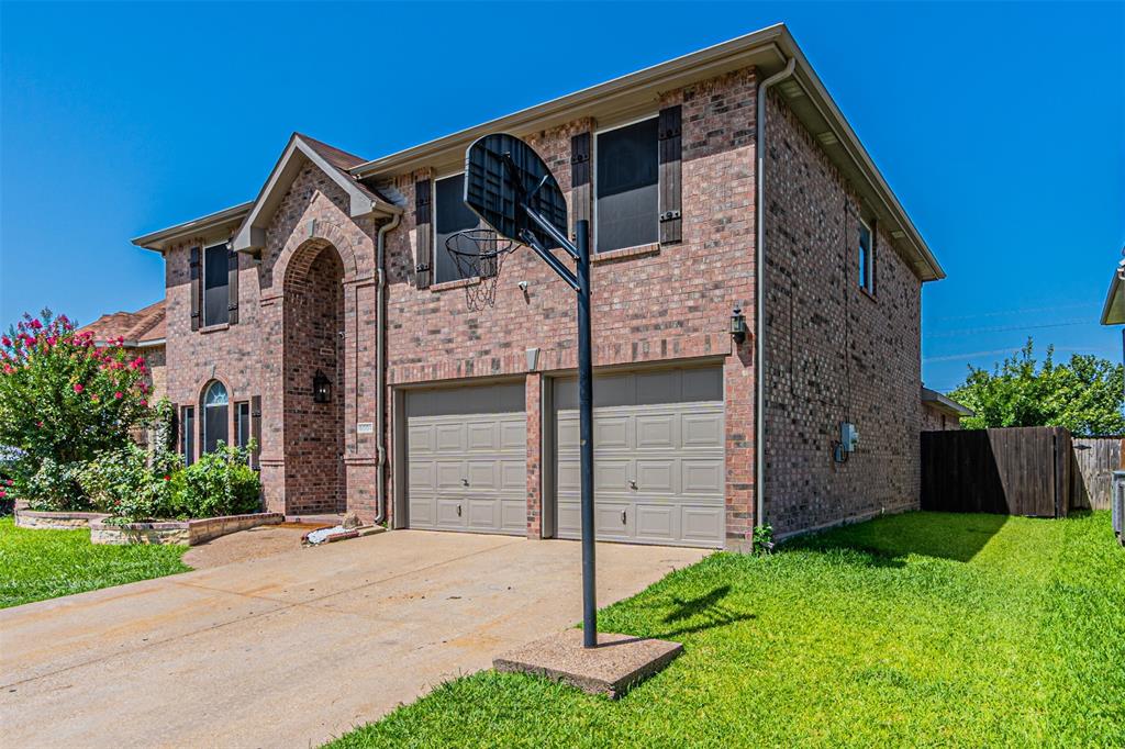 5001 Worthing Drive