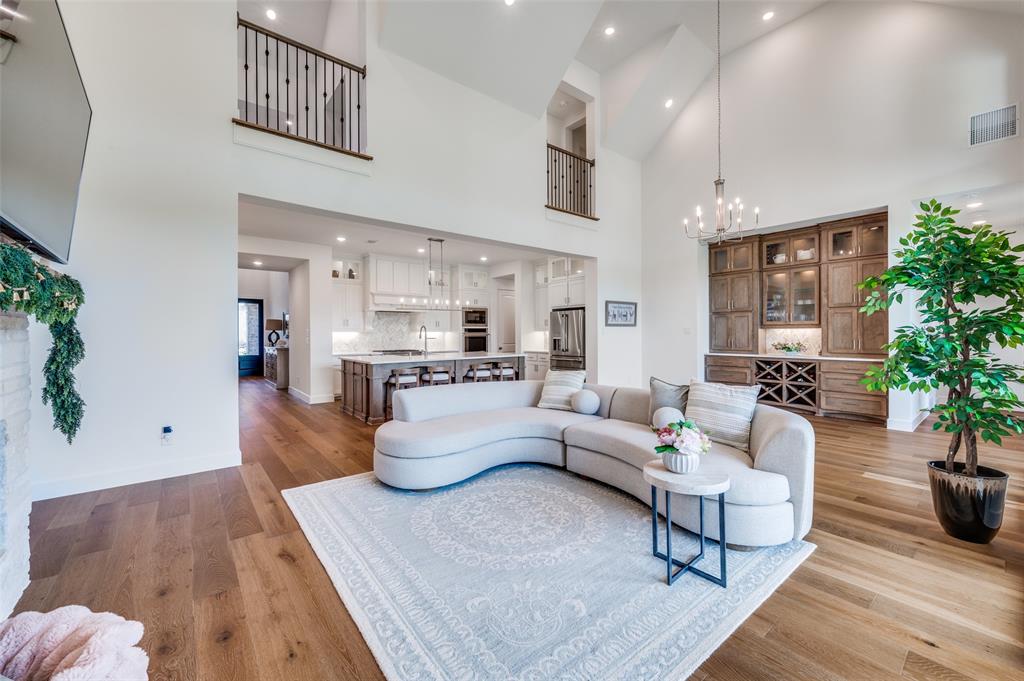 616 Saddle Crest Drive