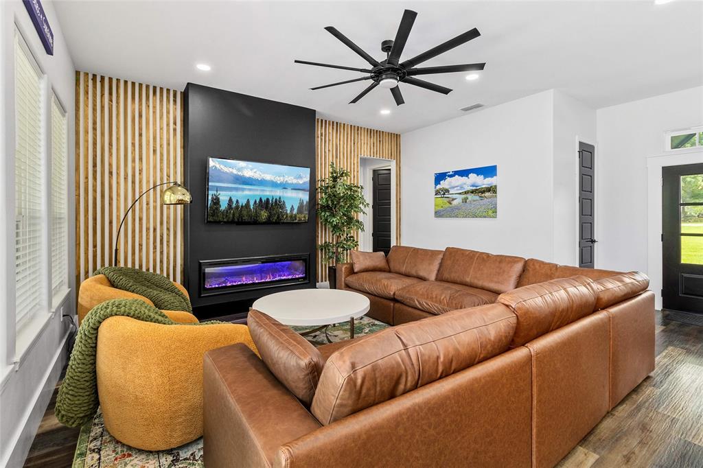 Ponderosa - Residential