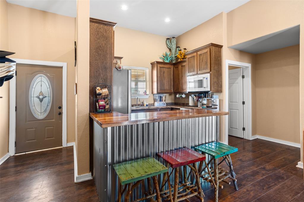 660 JNO Pickering - Residential