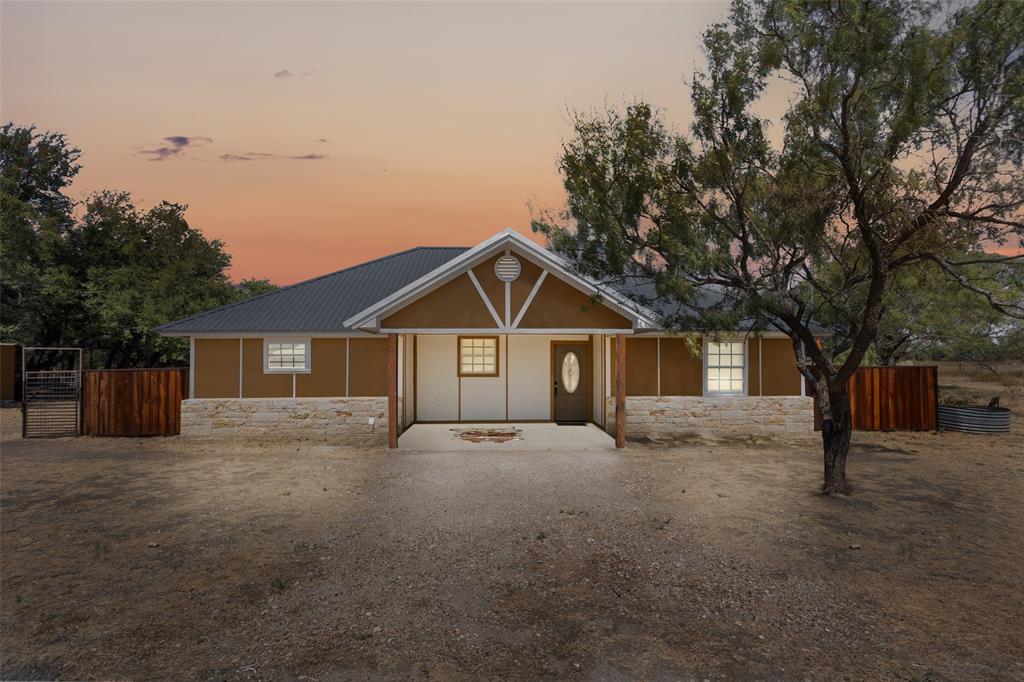 660 JNO Pickering - Residential