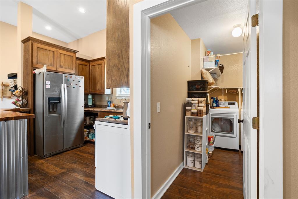 660 JNO Pickering - Residential