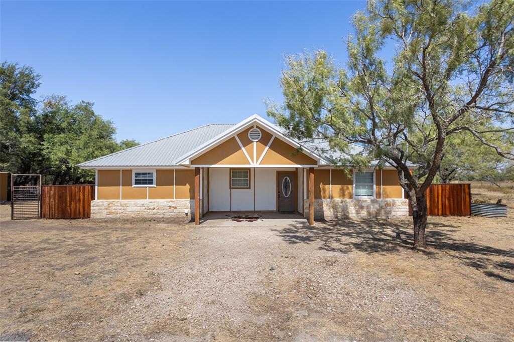 660 JNO Pickering - Residential