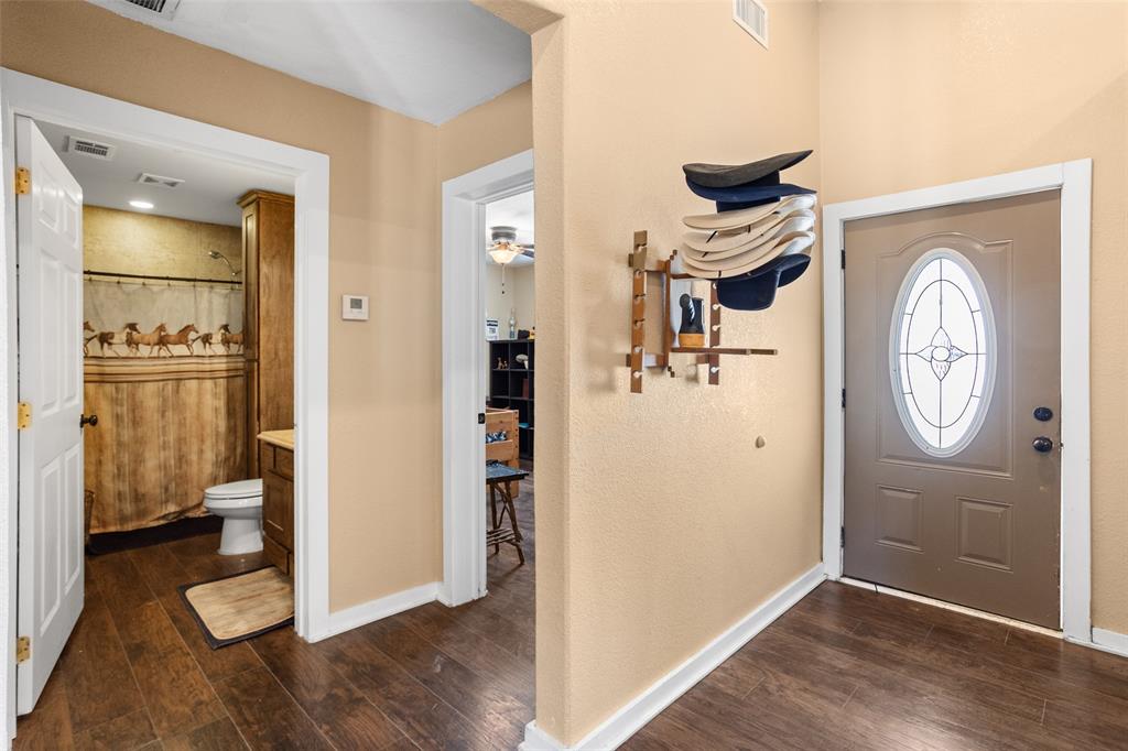 660 JNO Pickering - Residential