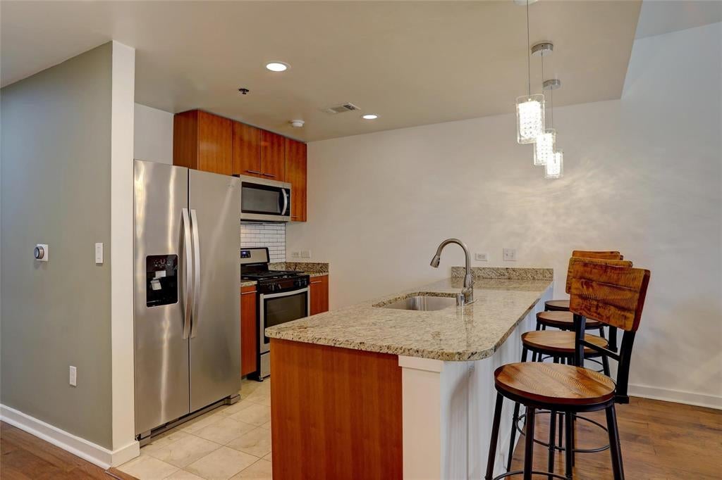 1200 Main Street 2408