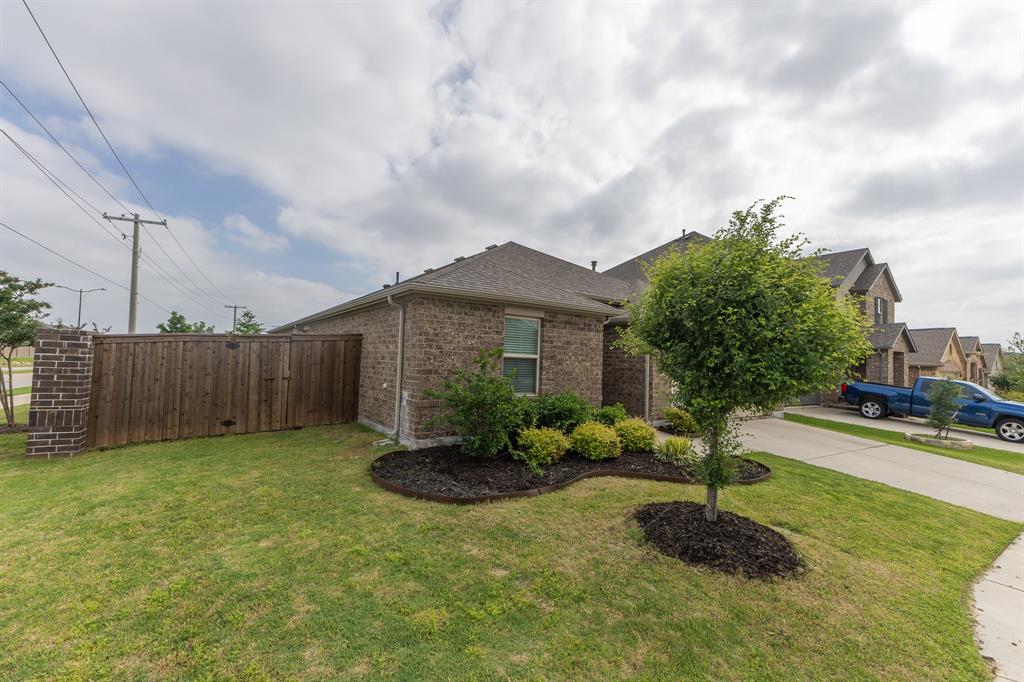 6000 Sutton Fields Trail