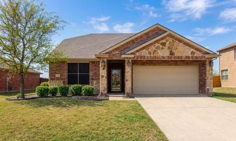 Photo of 1328 Hill View Trail, Wylie, TX 75098 (MLS # 21137185)