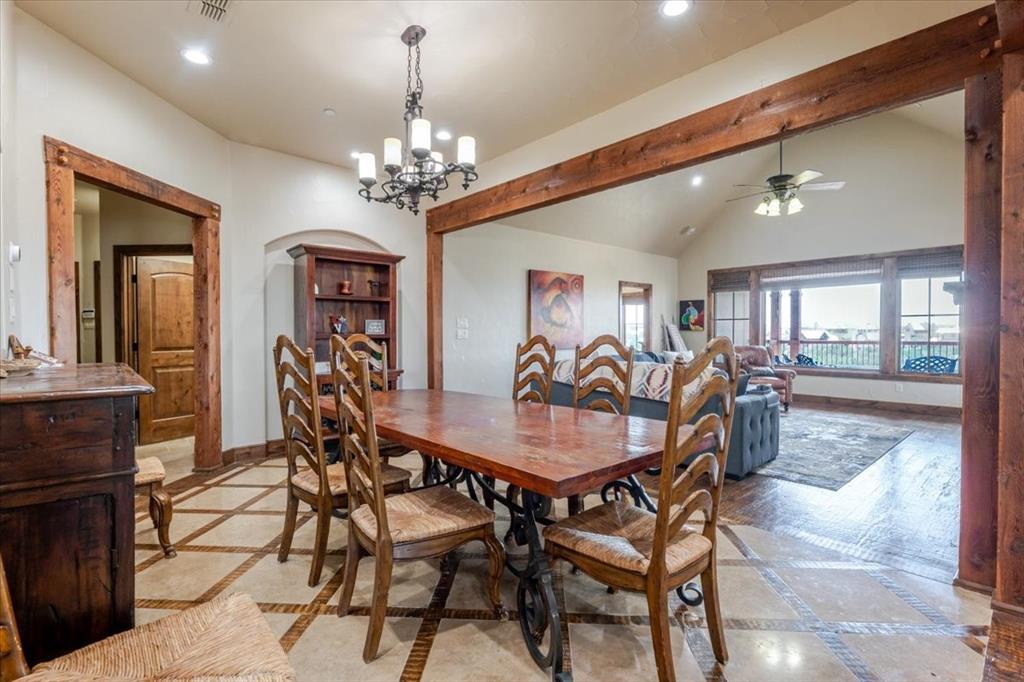 1633 Scenic Drive 303