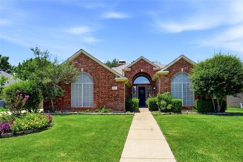 Photo of 317 Cherokee Trail, Argyle, TX 76226 (MLS # 21335191)