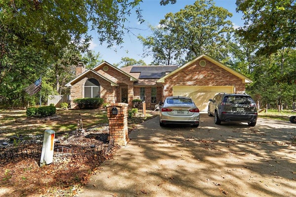 107 PARC OUEST DR, PARIS, TX 75460 - Image c7db233a47e0e6c11a662c2de45d7a83/3399992576