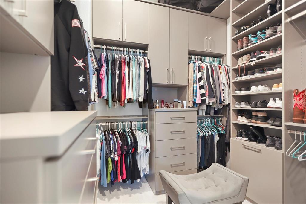 Viridian Village 1k - Residential