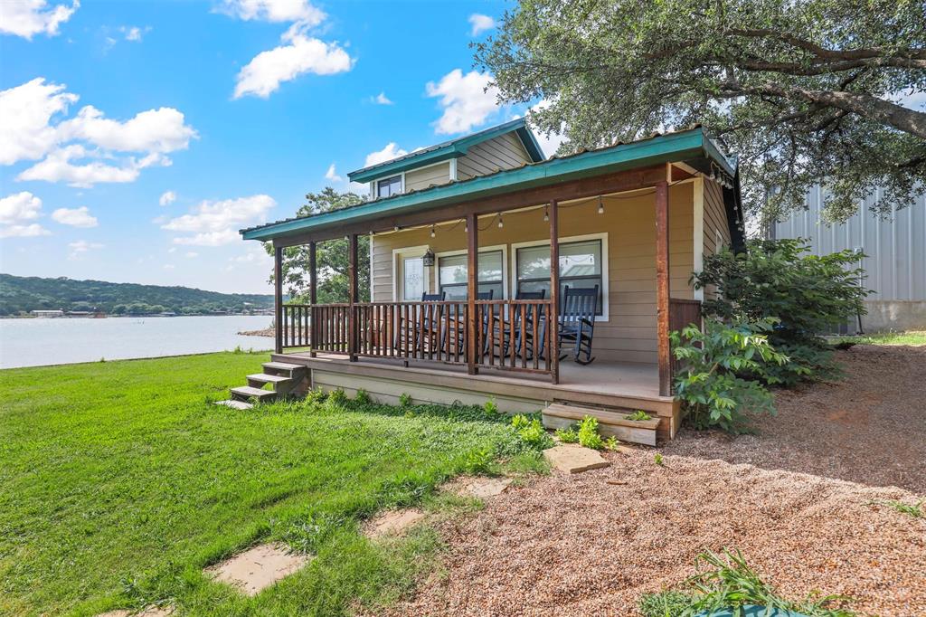 4627 Rose Lane