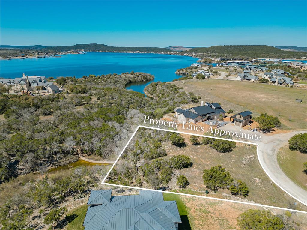 J2 Hill Country Court