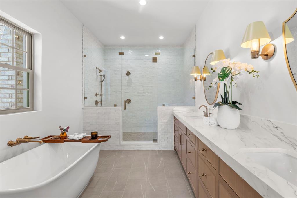 Country Club Estates - Residential