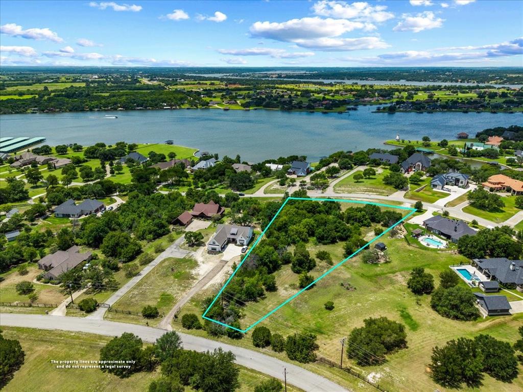 1915 W Emerald Bend Court