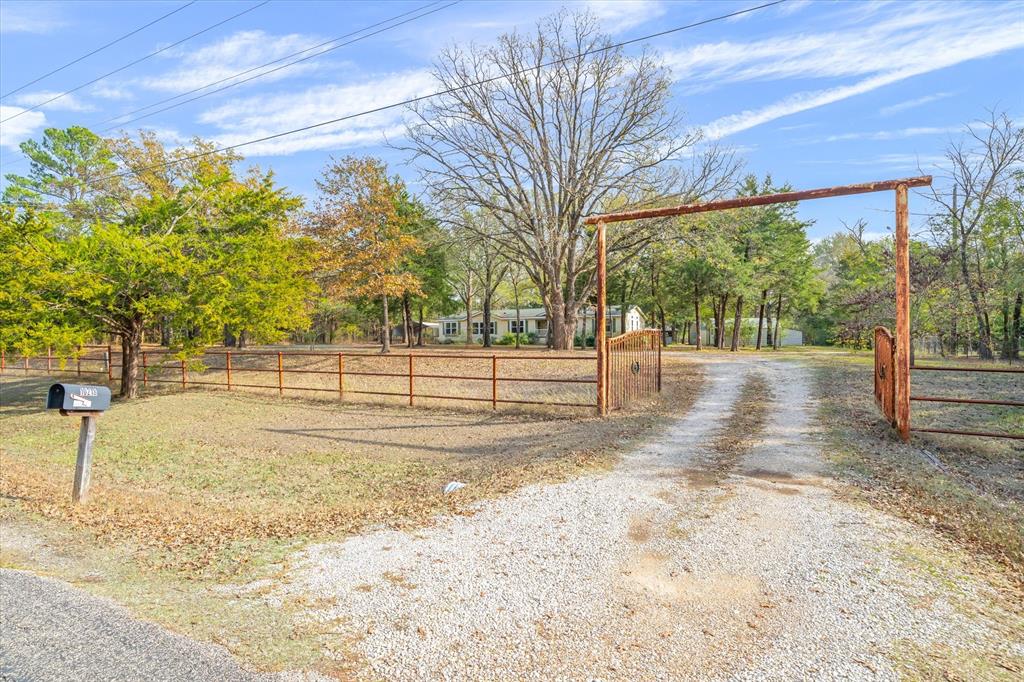 10218 County Road 313