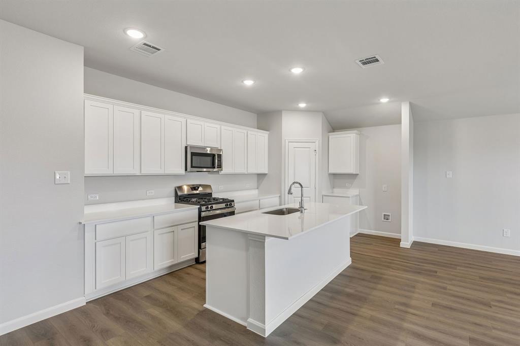 3896 Rose Hill Court