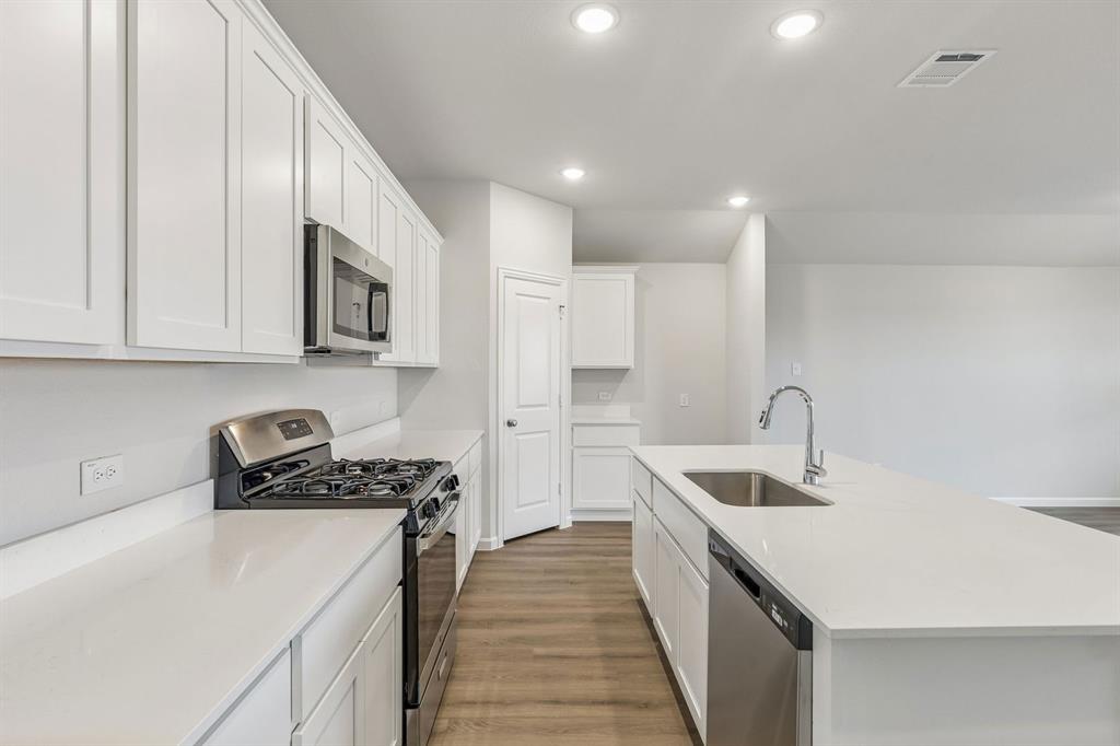 3896 Rose Hill Court