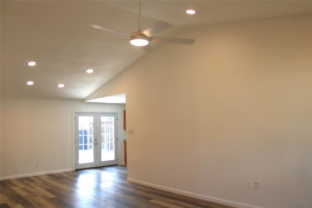 918 Heritage Circle