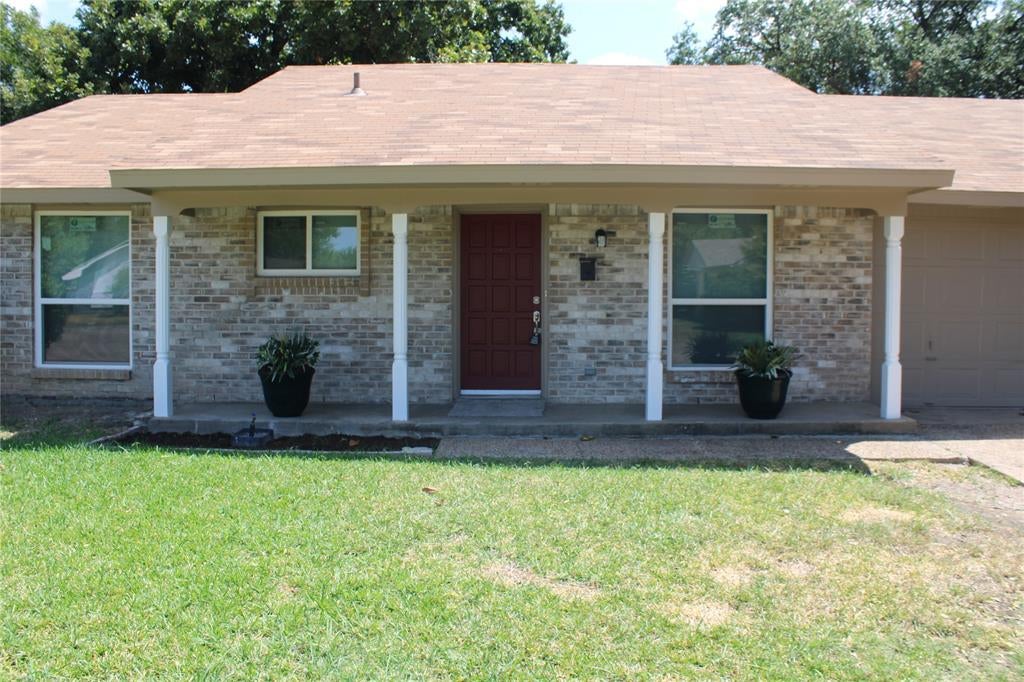 918 Heritage Circle