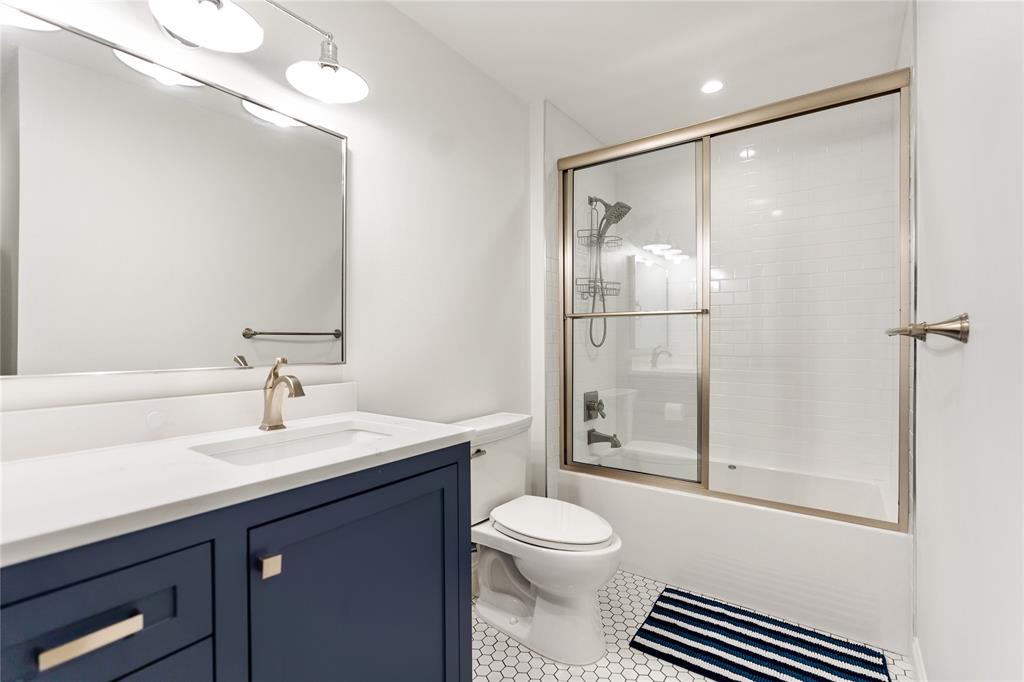 White Rock North 08 Instl - Residential