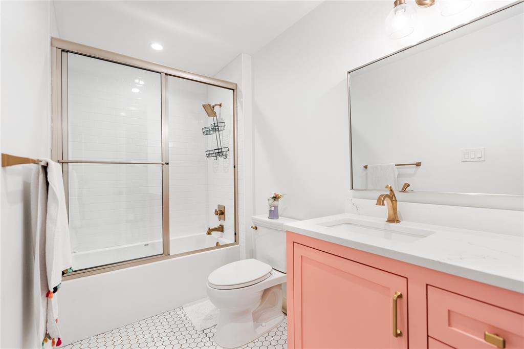 White Rock North 08 Instl - Residential