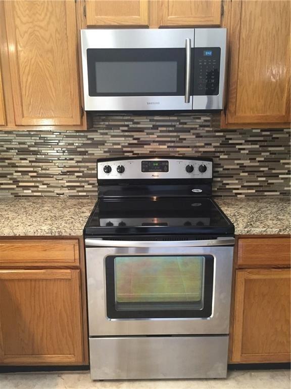 The Oakmont Addition - Residential Lease