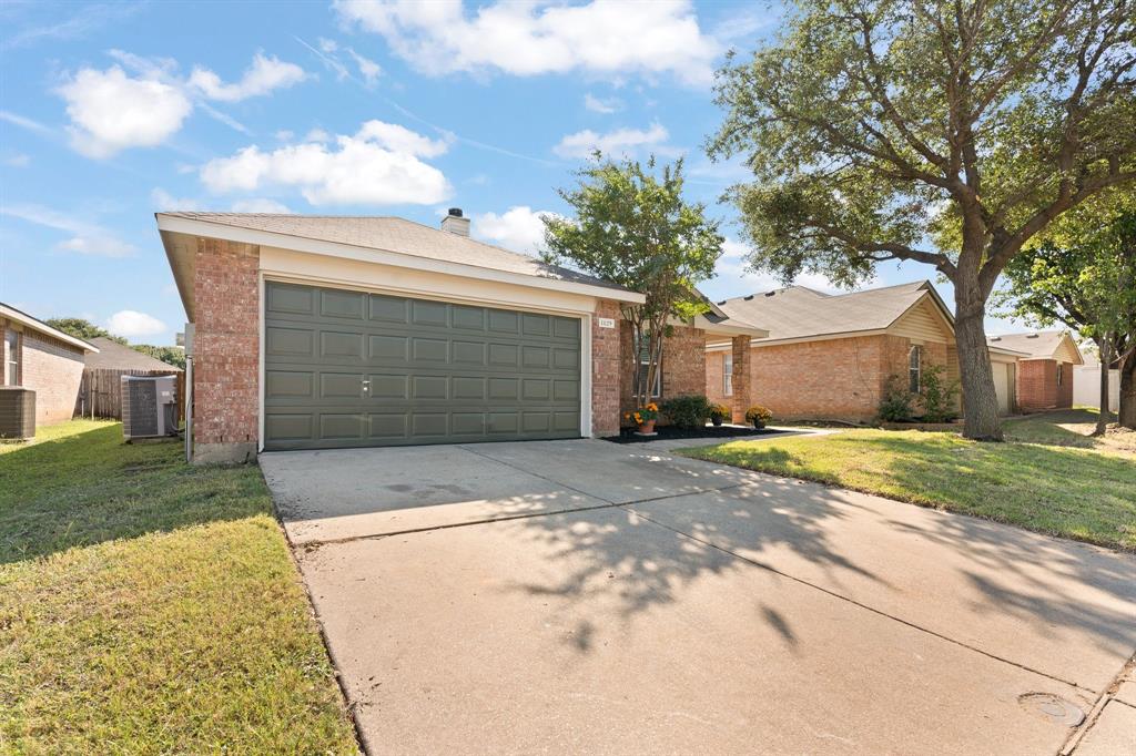 1129 Cottonwood Drive