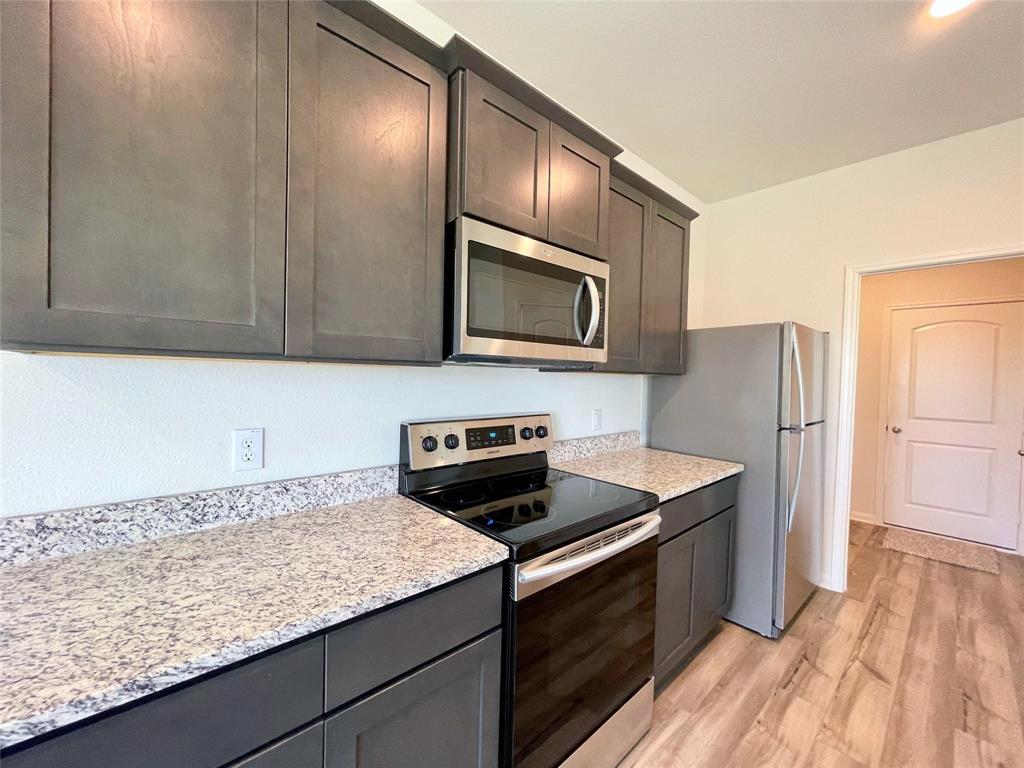 Seagoville Farms Ph 1 - Residential Lease