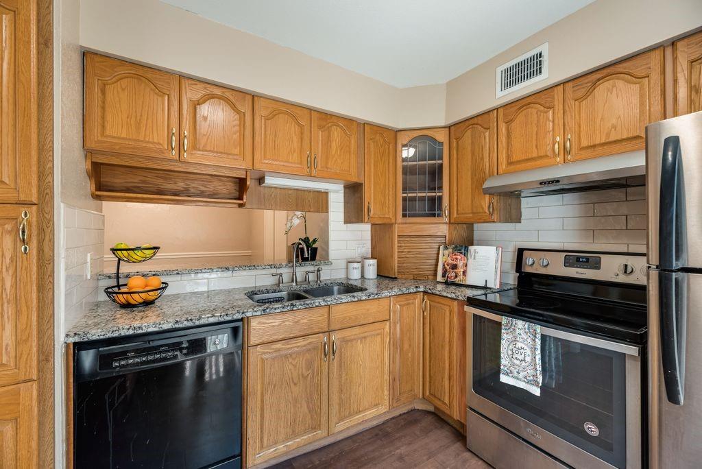 859 Dublin Drive 4 (D)