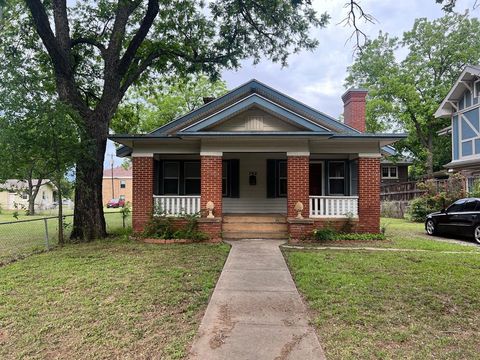 742 Elm Street Graham TX 76450
