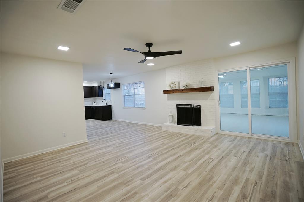 2409 Sunset Lane