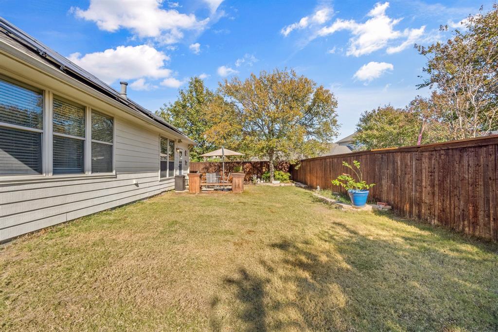 Lantana, Texas 76226, United States, 3 Bedrooms Bedrooms, ,3 BathroomsBathrooms,Residential,Pending,29074