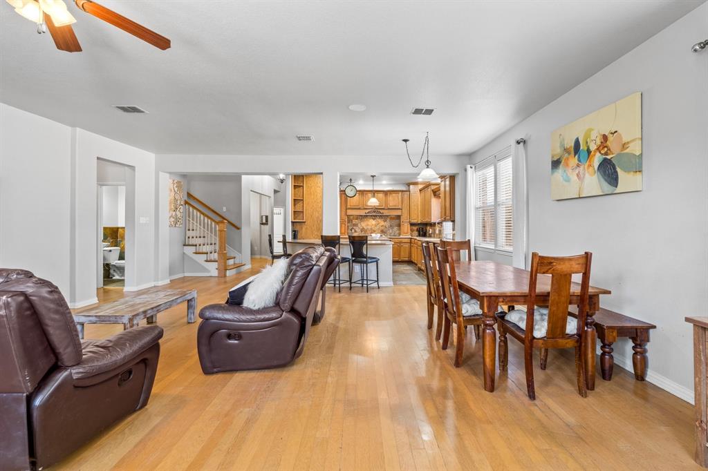 Lantana, Texas 76226, United States, 3 Bedrooms Bedrooms, ,3 BathroomsBathrooms,Residential,Pending,29074